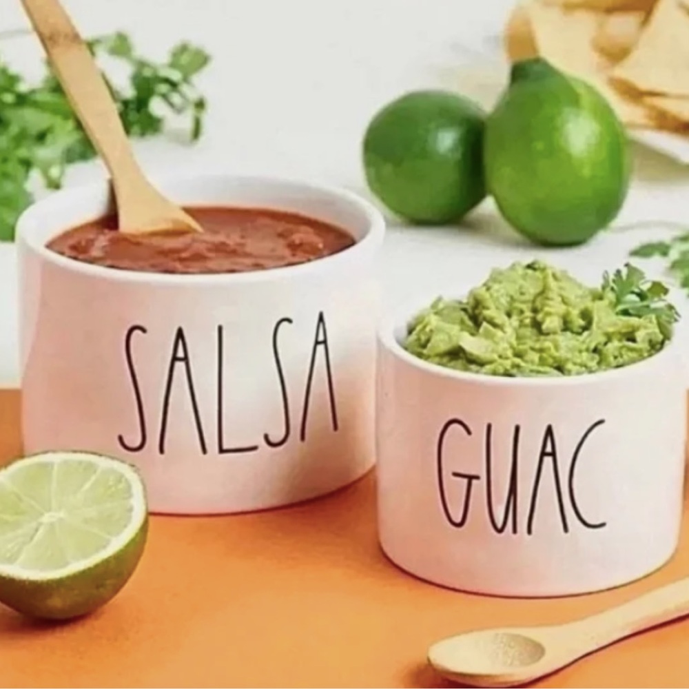 Rae Dunn - Salsa & Guac Serving Bowl Set. BNIB.